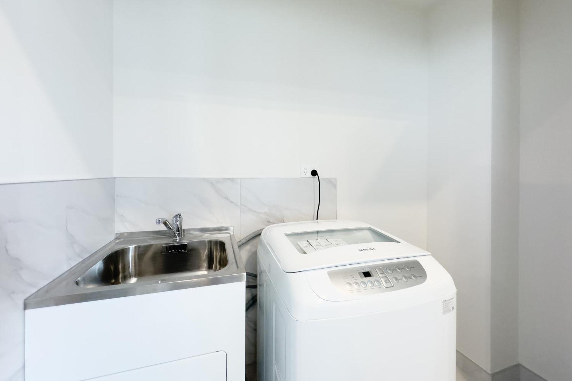 Modern 3-Bds Townhouse In South Auckland Villa Buitenkant foto